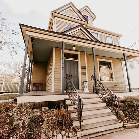 Retro Gem Box Victorian Steps From Irvine Park Saint Paul Exterior foto