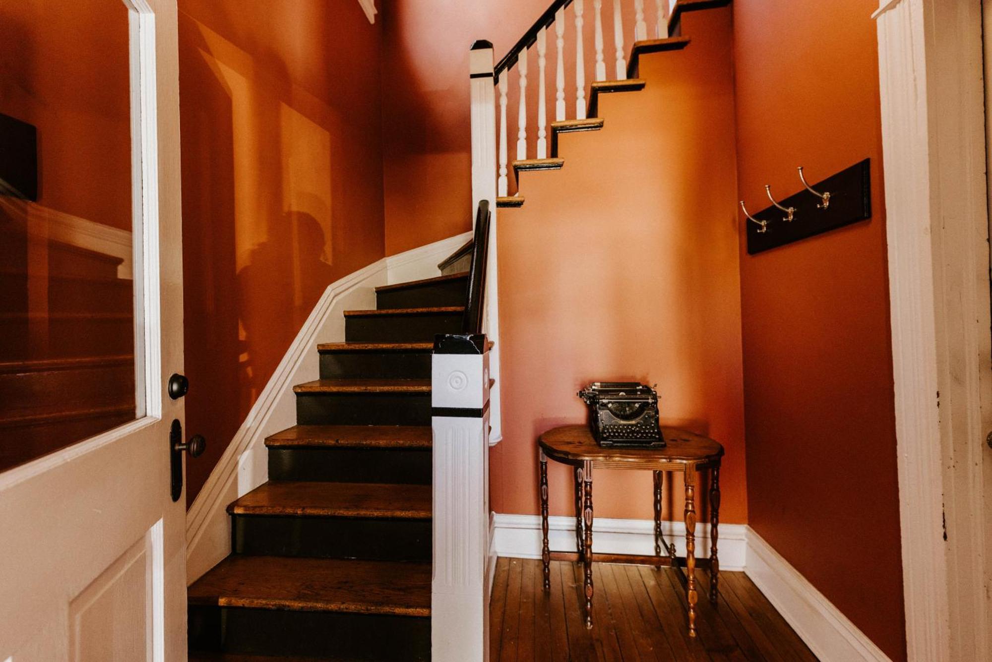 Retro Gem Box Victorian Steps From Irvine Park Saint Paul Exterior foto